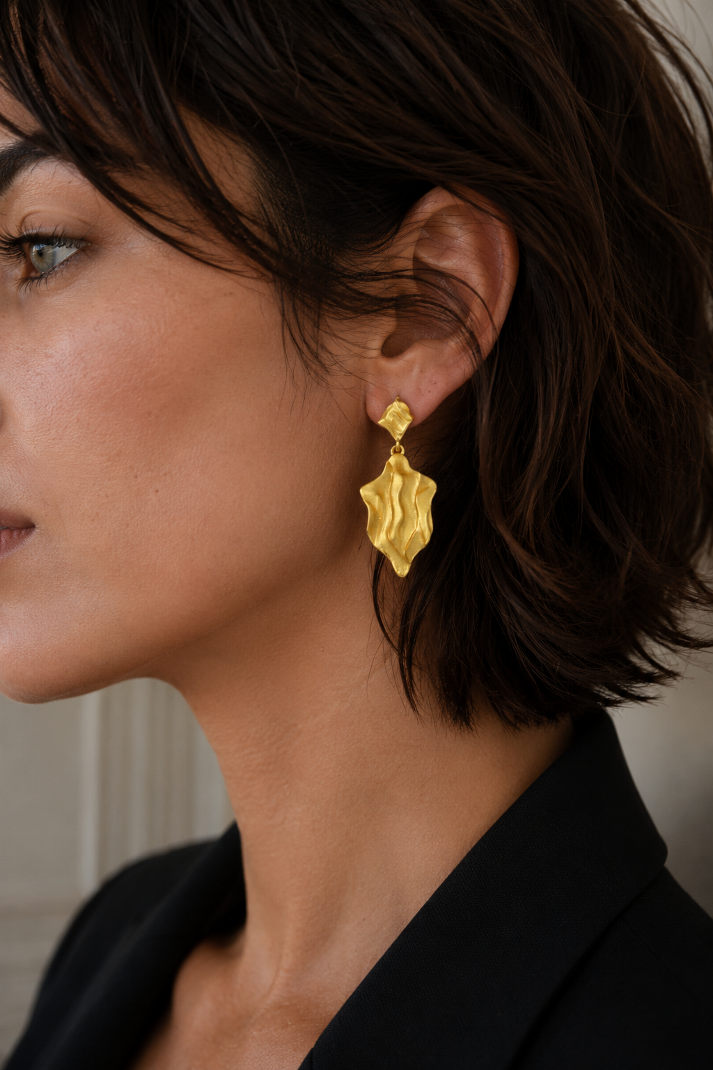 Euphoria Flash Gold Plated Stud Earring