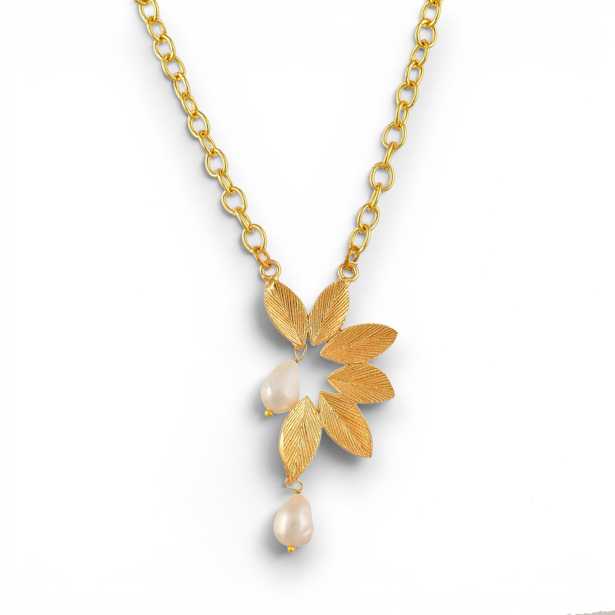 Pearl Brass Flash Gold Plating Leaf Necklace