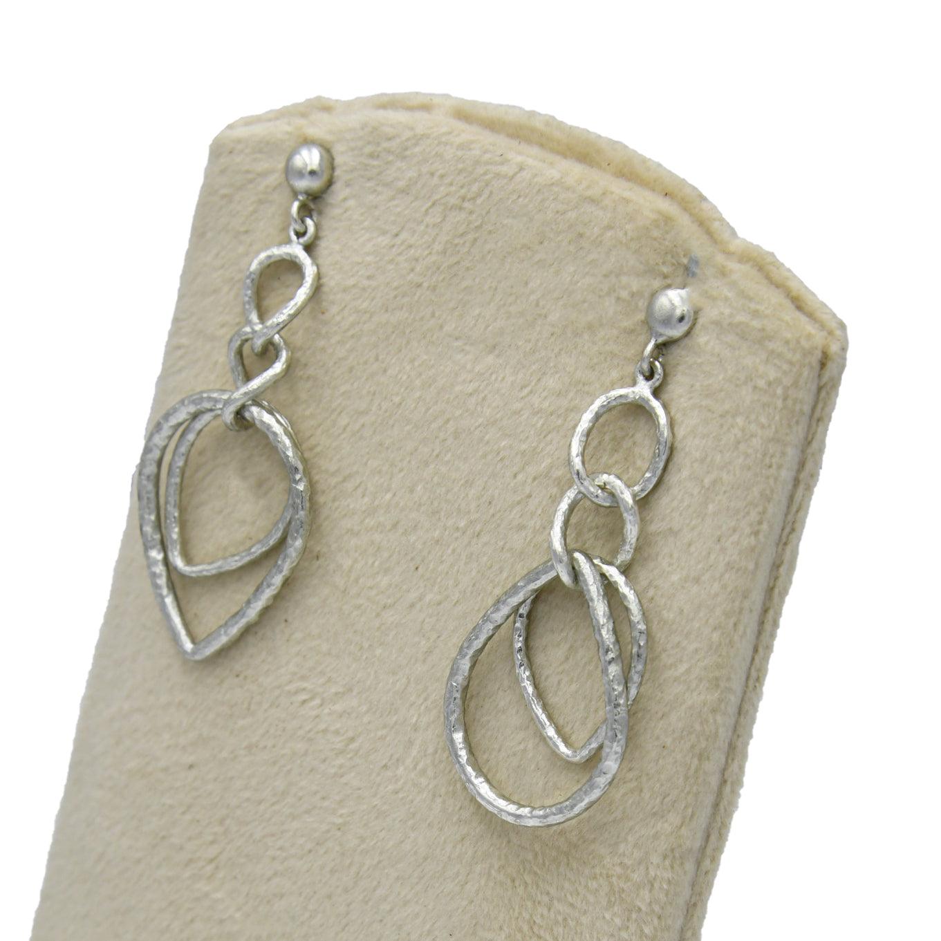Intertwined Oval Silver Dangler Earring