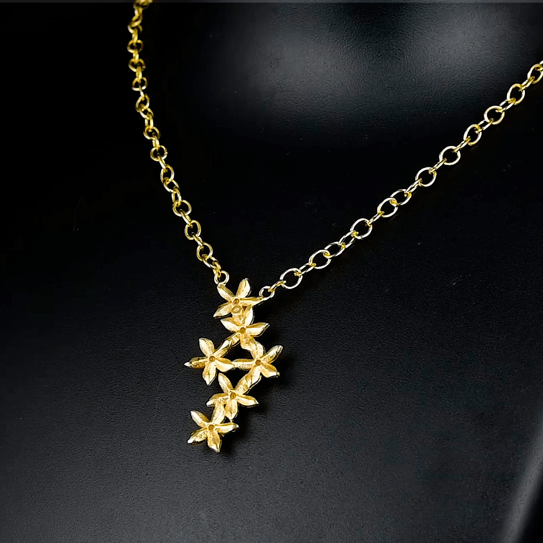 Pearl Brass Flash Gold Plating Floral Necklace jewelry