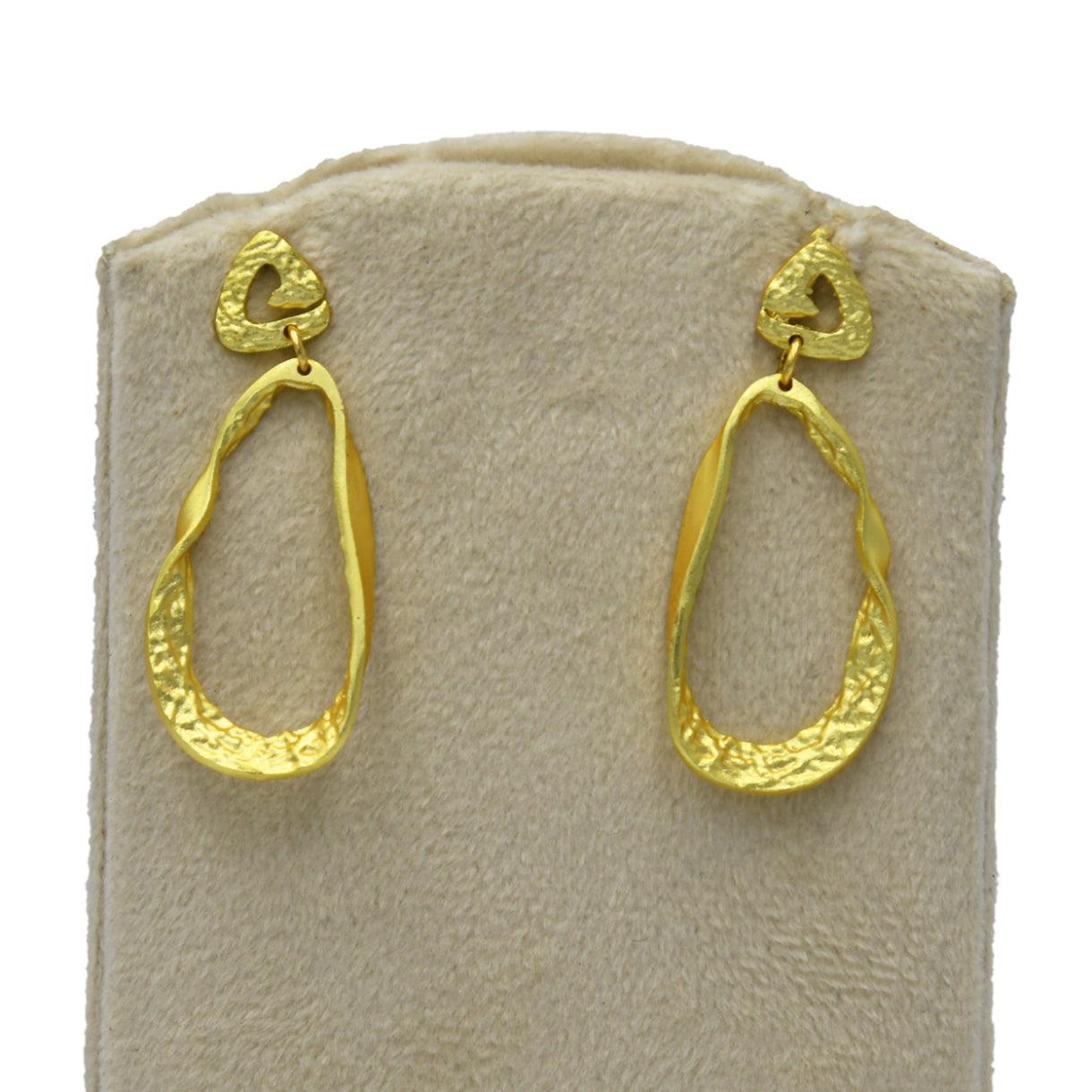 Uneven long Stud Earring