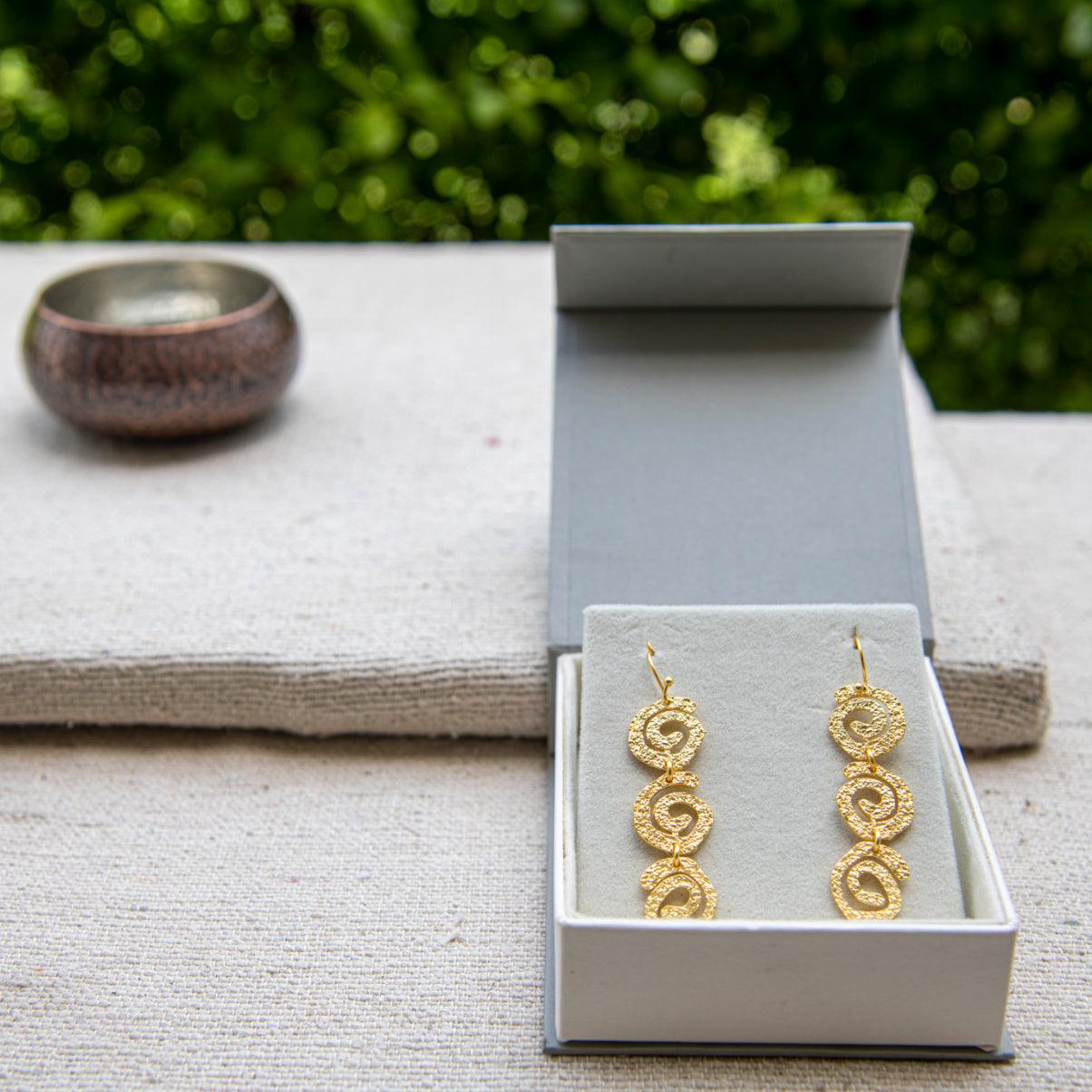 Uneven Swirl "Jalebi" Dangle Earrings